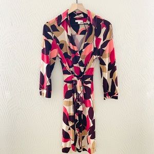 NEW YORK & COMPANY Medium Wrap Dress